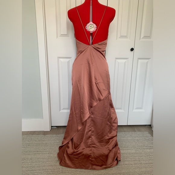 Light nude pink H&M maxi dress with open back size 6 - Picture 6 of 12